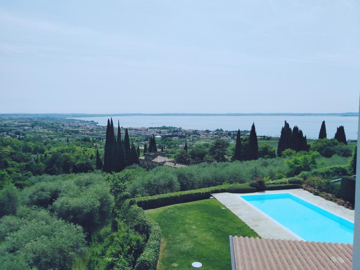 Hotel Valbella Bardolino Bagian luar foto